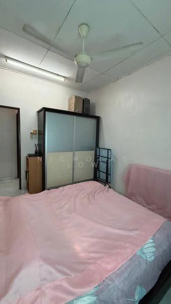 2-storey Terraced House for Rent in Taman Puteri Wangsa (Ulu Tiram) - Nicholas Low - Bedroom - PropertyGuru.com.my