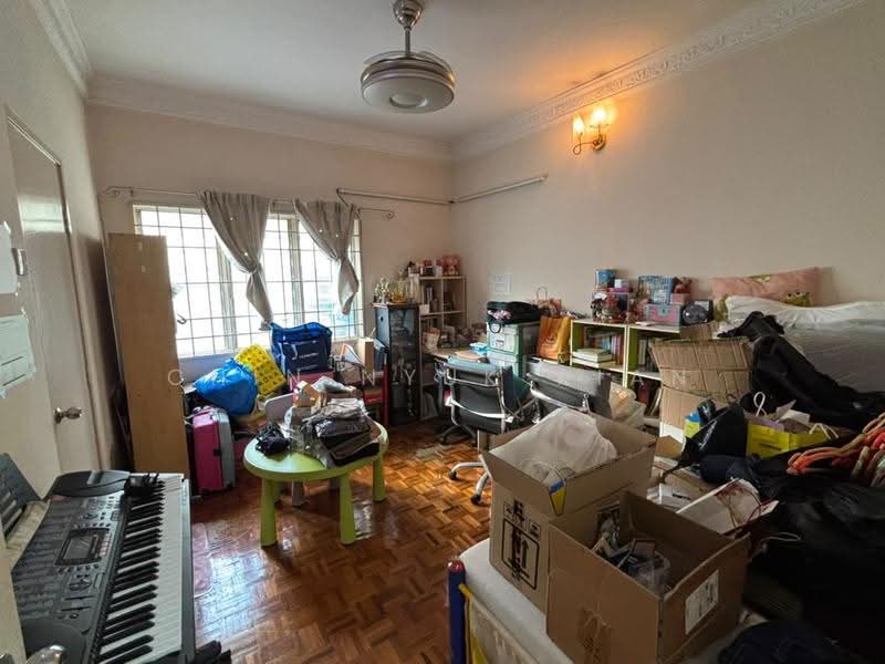Terraced House for Sale in Batu 9 (Cheras) - Chin Nyuk Kian - Bedroom - PropertyGuru.com.my