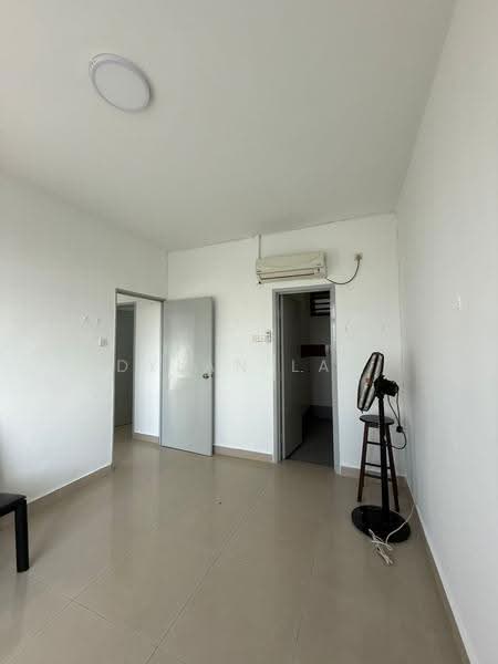 Apartment for Rent at Kipark Apartment - Dylan Law - Interior - PropertyGuru.com.my