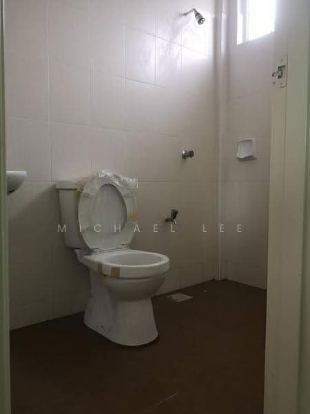 Rumah Teres 1-Tingkat untuk Dijual di Taman Bukit Katil Damai (Bukit Katil) - Michael Lee - Bathroom - PropertyGuru.com.my
