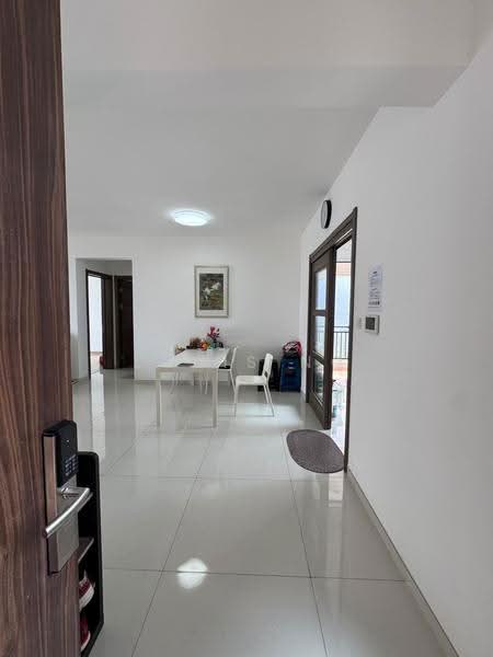 Apartment for Sale at Starview Bay @ Forest City - Louis Ng - Dining Room - PropertyGuru.com.my