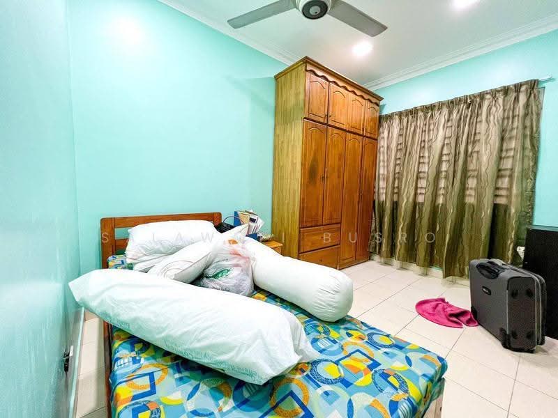 Rumah Teres 2-Tingkat untuk Disewa di Seksyen 7 (Shah Alam) - Salawati Busro - Bedroom - PropertyGuru.com.my