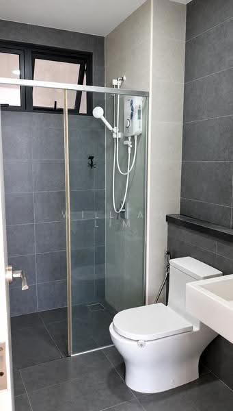 Service Residence for Sale at Serviced Residence @ Razak City Residences (RC Residences) - William Lim - Bathroom - PropertyGuru.com.my