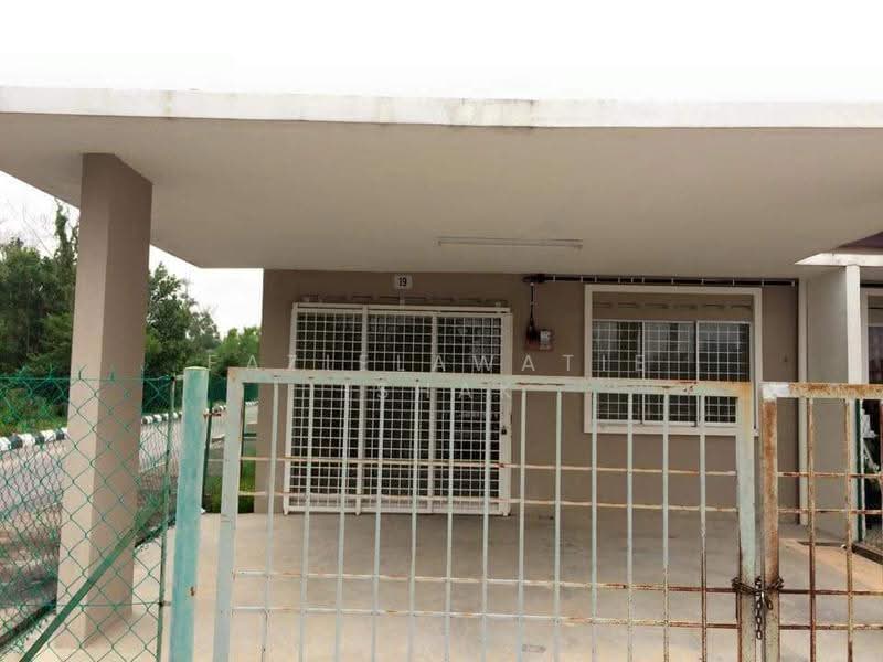 1-storey Terraced House for Sale in Kuantan (Pahang) - Fazielawatie Ishak - Exterior - PropertyGuru.com.my