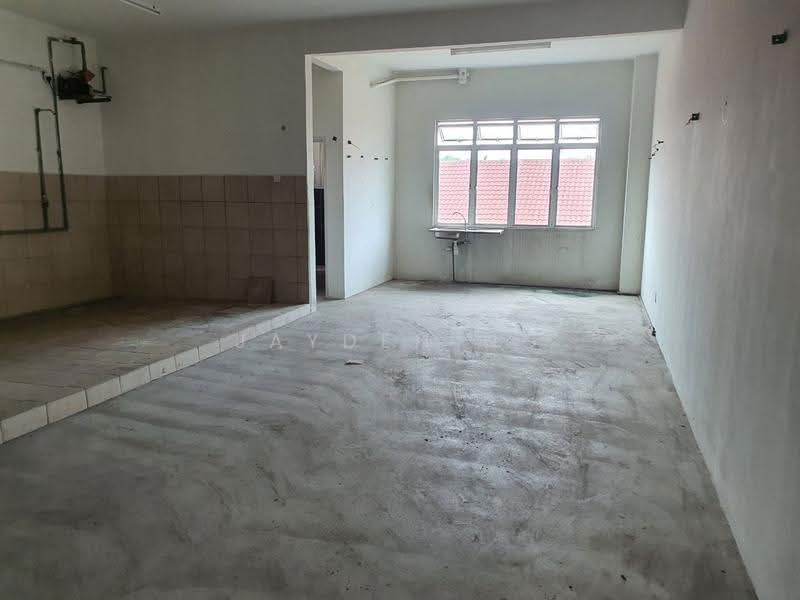 Shop for Sale in Tampoi (Johor) - Jayden Ng - Interior - PropertyGuru.com.my