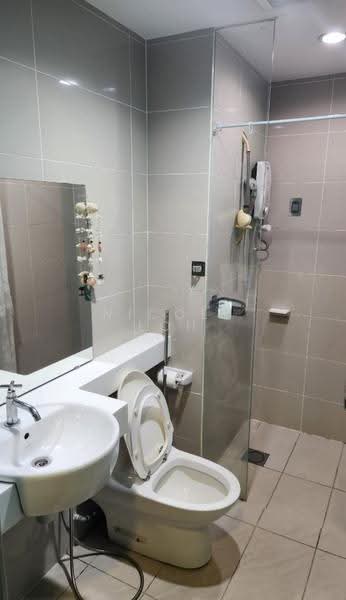 Service Residence for Rent at The Scott Garden SOHO - Nicole Loh - Bathroom - PropertyGuru.com.my