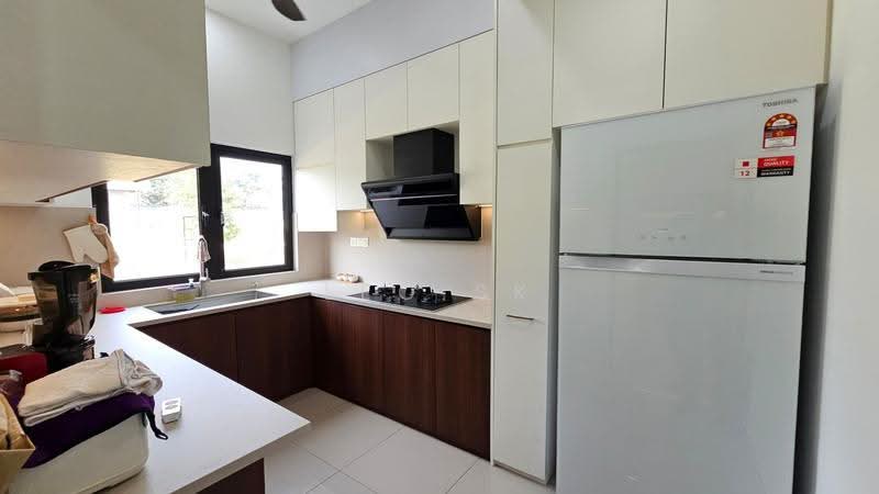 Rumah Teres untuk Dijual di Taman Ponderosa (Johor Bahru) - Leo SK - Kitchen - PropertyGuru.com.my