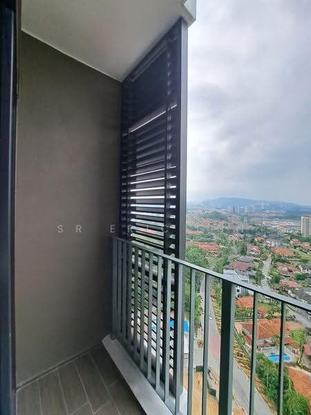 Pangsapuri untuk Dijual di Dedaun Residensi - SR Eric Gun - Balcony - PropertyGuru.com.my