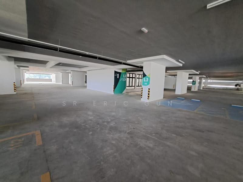 Pangsapuri untuk Dijual di Dedaun Residensi - SR Eric Gun - Car Park - PropertyGuru.com.my