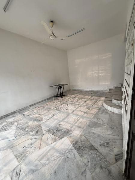2-storey Terraced House for Sale in Bandar Kinrara Seksyen 1 (Bandar Kinrara) - Jolin Choi - Interior - PropertyGuru.com.my