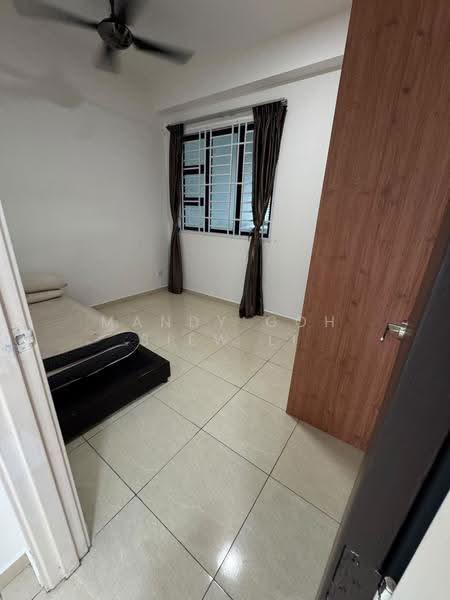 Service Residence for Sale at Sky Breeze Service Apartment - Mandy Goh Siew Li - Bedroom - PropertyGuru.com.my