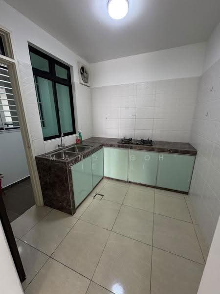 Service Residence for Sale at Sky Breeze Service Apartment - Mandy Goh Siew Li - Kitchen - PropertyGuru.com.my
