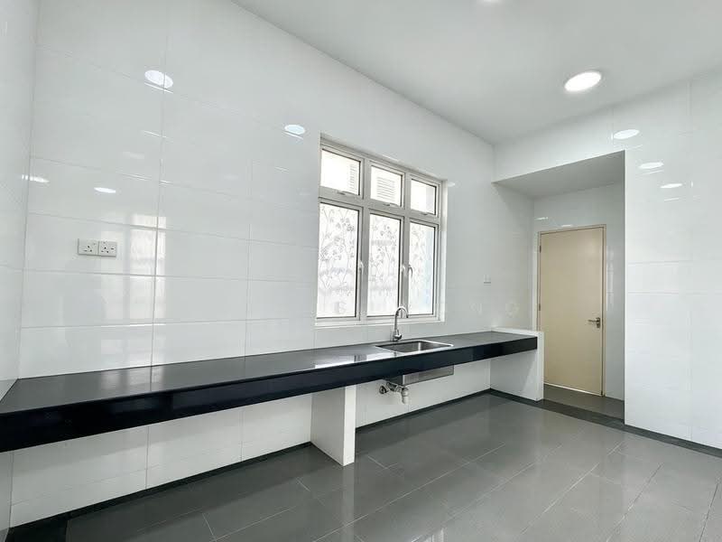 Link Bungalow for Sale in Setia Alam (Selangor) - Tabris Wong - Kitchen - PropertyGuru.com.my
