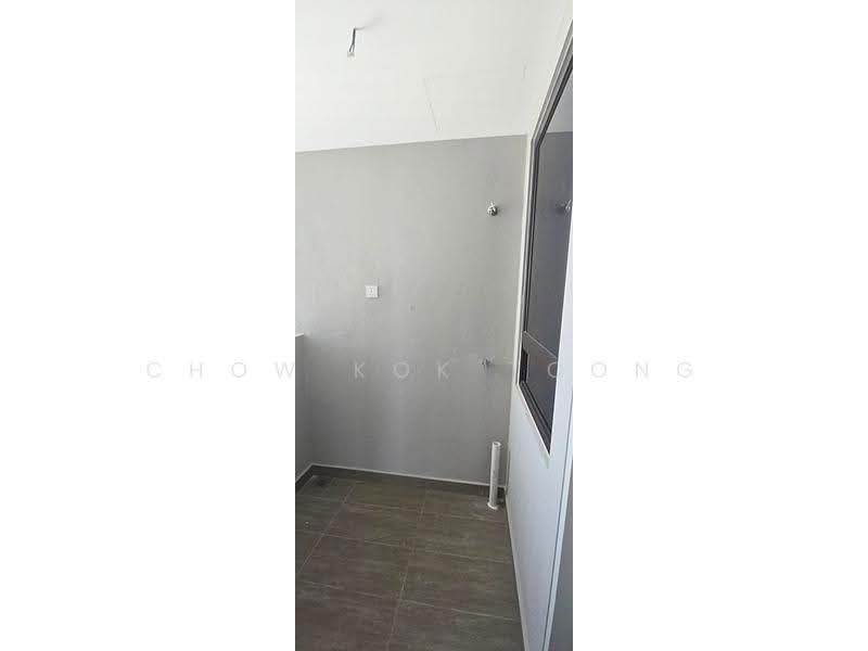 Service Residence for Sale at The Pulse Residence - Chow Kok Toong - Balcony - PropertyGuru.com.my