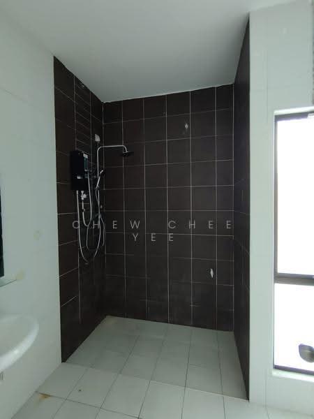 Cluster House for Rent in Taman Adda Heights (Tebrau) - Chew Chee Yee - Bathroom - PropertyGuru.com.my
