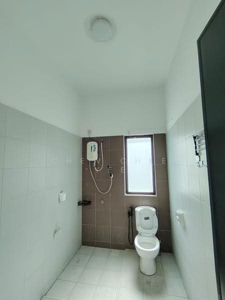 Cluster House for Rent in Taman Adda Heights (Tebrau) - Chew Chee Yee - Bathroom - PropertyGuru.com.my
