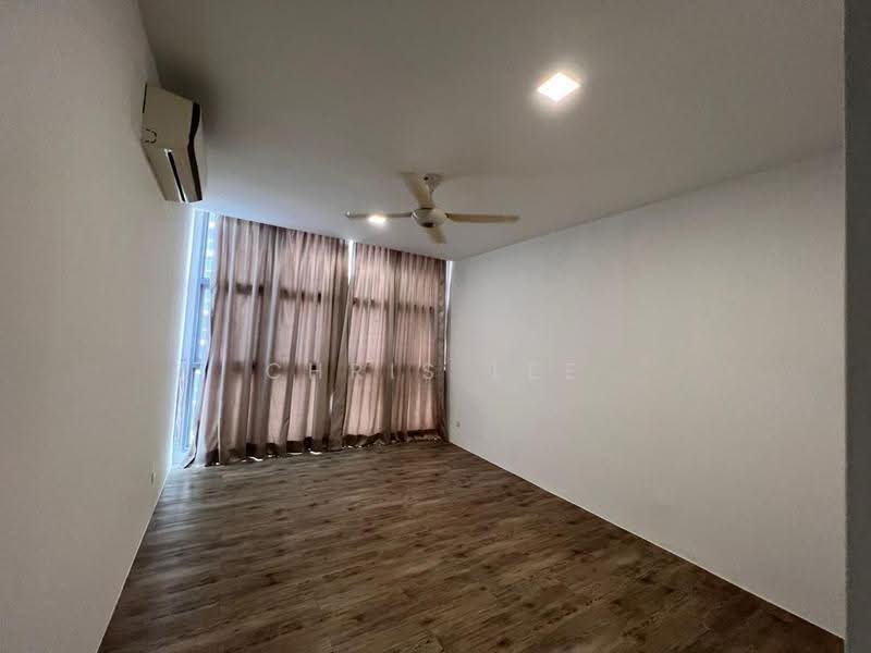 Condominium for Sale at Lakefront Residence - Chris Lee - Interior - PropertyGuru.com.my