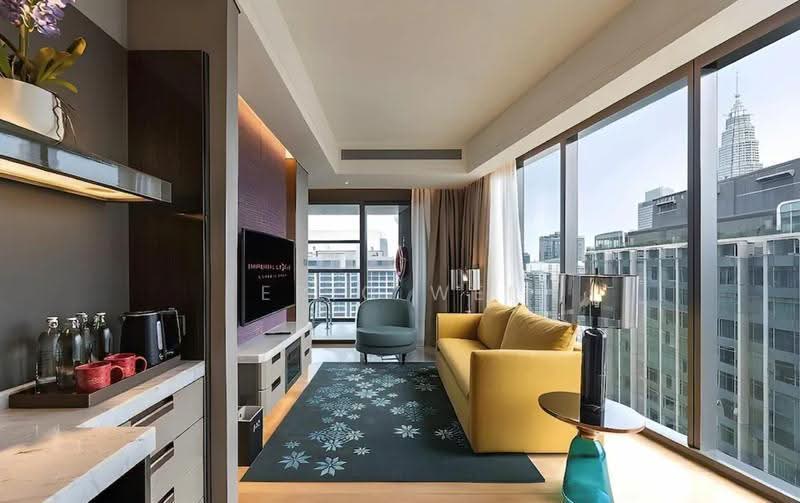 Kediaman Servis untuk Dijual di Imperial Lexis - Eric Wei - Living Room - PropertyGuru.com.my