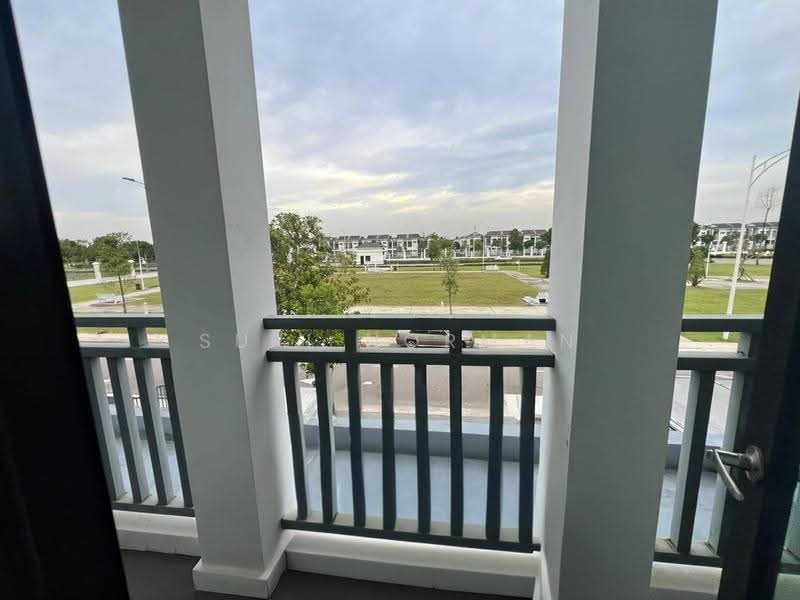 Rumah Teres 2-Tingkat untuk Dijual di Kota Masai (Pasir Gudang) - Sufi Norman - Balcony - PropertyGuru.com.my