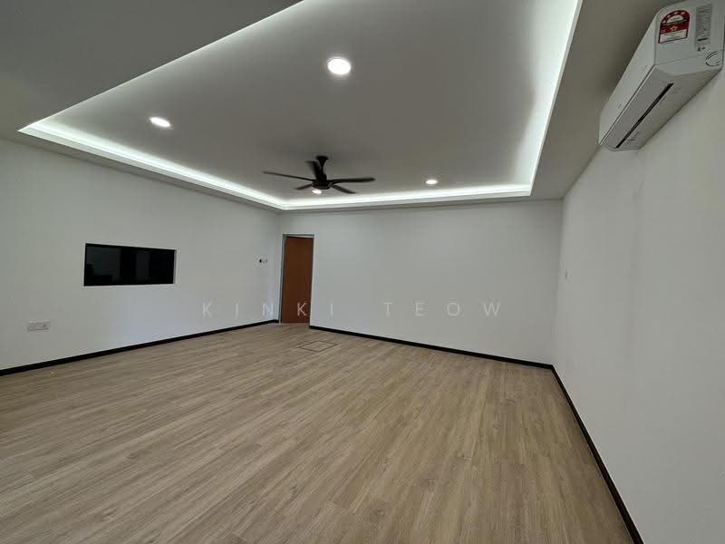 Bungalow House for Sale in Leisure Farm (Gelang Patah) - Kinki Teow - Interior - PropertyGuru.com.my