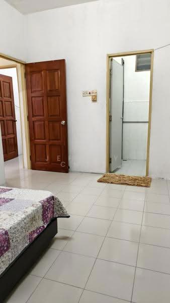 Apartment for Rent at Desa Permai Indah Apartment - Jeffrey Chan - Bedroom - PropertyGuru.com.my