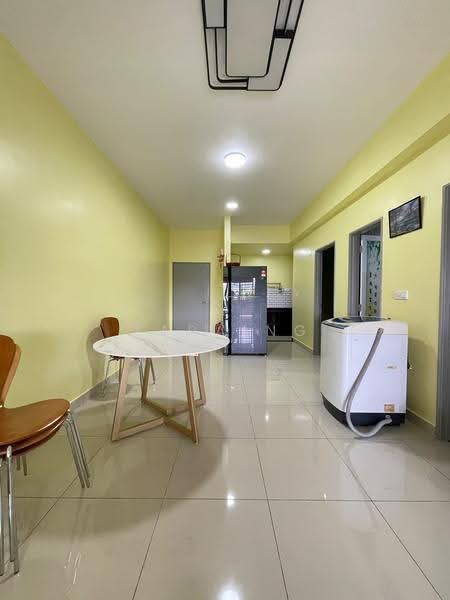 Condominium for Sale at Residensi Bukit Palma 2 (Palm Hill Residence 2) - Tara Ng - Corridor - PropertyGuru.com.my
