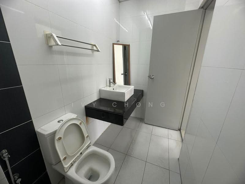 Condominium for Rent at The Wharf Residence - Ivy Chong - Bathroom - PropertyGuru.com.my