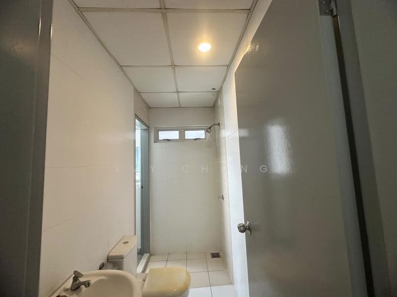 Condominium for Rent at The Wharf Residence - Ivy Chong - Bathroom - PropertyGuru.com.my