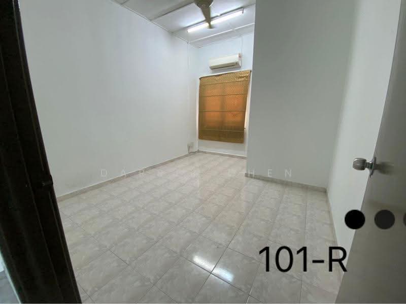 2-storey Terraced House for Sale in Bandar Bukit Tinggi 2 (Klang) - Darren Chen - Interior - PropertyGuru.com.my