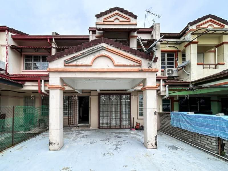 Rumah Teres 2-Tingkat untuk Dijual di Usj 22 (Subang Jaya) - Syahmi Shahordin - Exterior - PropertyGuru.com.my