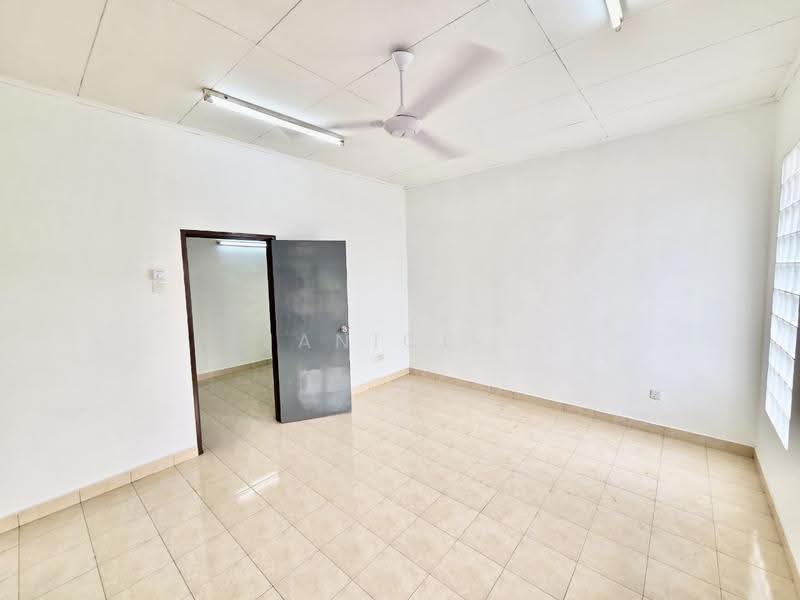 2-storey Terraced House for Sale in Taman Mutiara Rini (Skudai) - Janice . - PropertyGuru.com.my