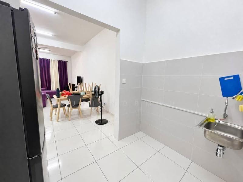 Rumah Teres 2-Tingkat untuk Dijual di Kota Masai (Pasir Gudang) - Sufi Norman - Dining Room - PropertyGuru.com.my