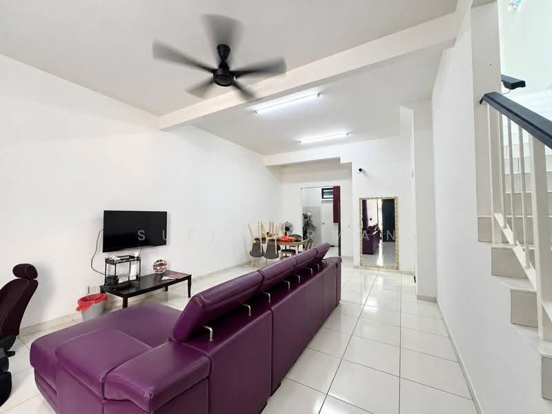 Rumah Teres 2-Tingkat untuk Dijual di Kota Masai (Pasir Gudang) - Sufi Norman - Living Room - PropertyGuru.com.my