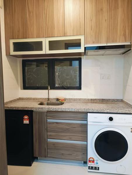 Service Residence for Rent at Starview Bay @ Forest City - Bernard Lim - Kitchen - PropertyGuru.com.my
