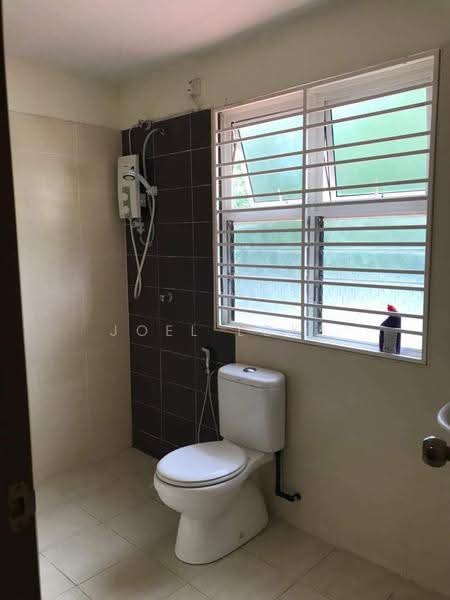 3-storey Terraced House for Sale in Pantai Prima (Kampung Kerinchi (Bangsar South)) - Joel Loke - Bathroom - PropertyGuru.com.my
