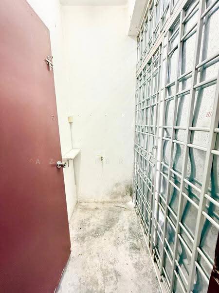 2-storey Terraced House for Sale in Bandar Tasik Kesuma (Beranang) - Azli Ibrahim - Exterior - PropertyGuru.com.my