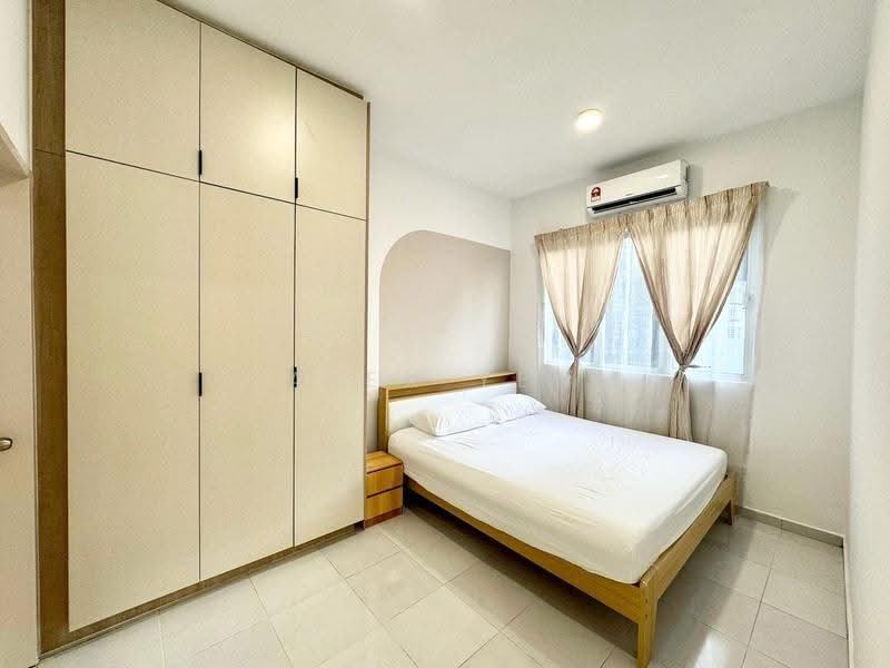 Apartment for Rent at Seri Topaz - Alex Yen - Bedroom - PropertyGuru.com.my