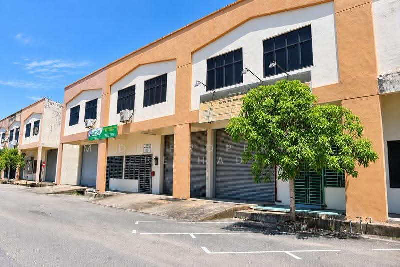 Factory for Sale in Kemaman (Terengganu) - Fauzi Johari (Sales & Leasing Department) - Exterior - PropertyGuru.com.my