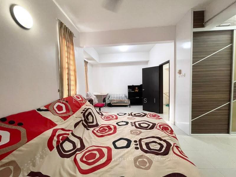 3-storey Terraced House for Sale in Bayan Lepas (Penang) - Welwits Sim - Bedroom - PropertyGuru.com.my