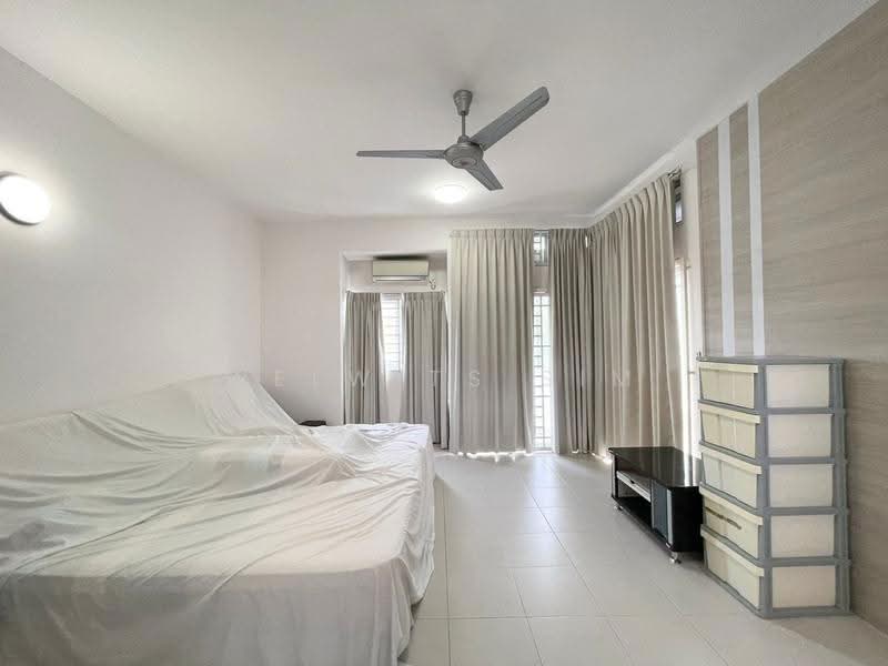3-storey Terraced House for Sale in Bayan Lepas (Penang) - Welwits Sim - Living Room - PropertyGuru.com.my