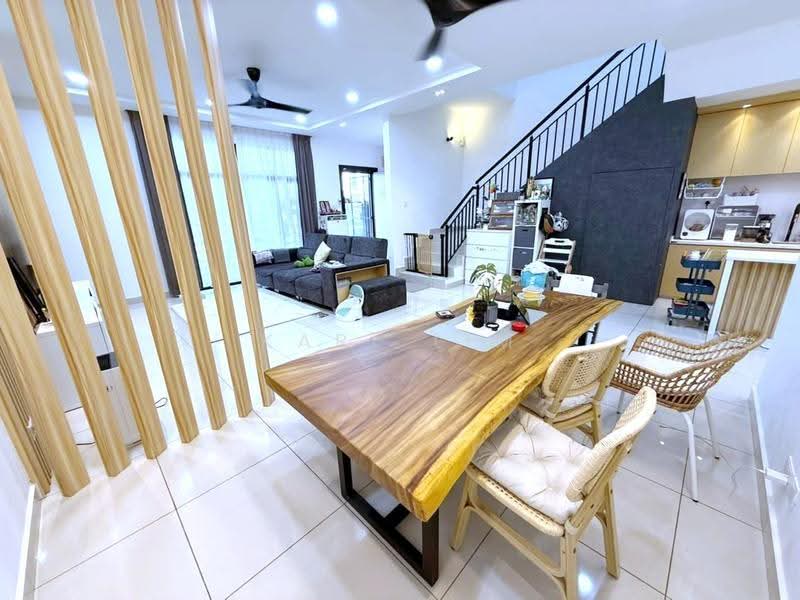 2-storey Terraced House for Sale in Bandar Cemerlang (Ulu Tiram) - Karl Lim - Living Room - PropertyGuru.com.my