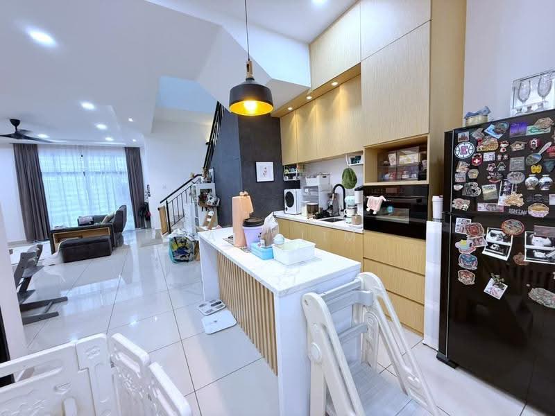 2-storey Terraced House for Sale in Bandar Cemerlang (Ulu Tiram) - Karl Lim - Living Room - PropertyGuru.com.my
