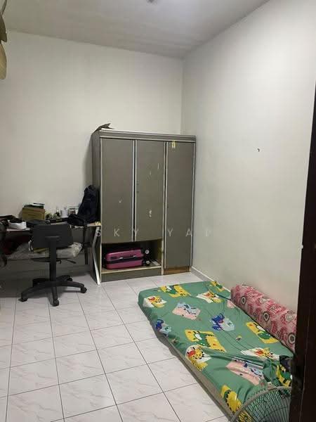 Rumah Flat untuk Dijual di Taman Pusat Kepong - Sky Yap - Bedroom - PropertyGuru.com.my
