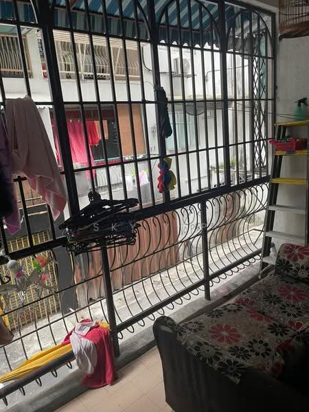Rumah Flat untuk Dijual di Taman Pusat Kepong - Sky Yap - Balcony - PropertyGuru.com.my