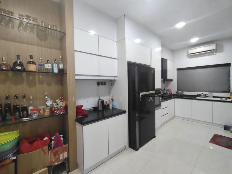3-storey Terraced House for Sale in Taman Putra Prima (Puchong) - Shirley Tan - Kitchen - PropertyGuru.com.my