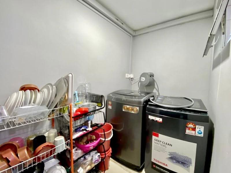 Rumah Teres 2-Tingkat untuk Dijual di Kuala Selangor (Selangor) - Izzat Zamros - PropertyGuru.com.my