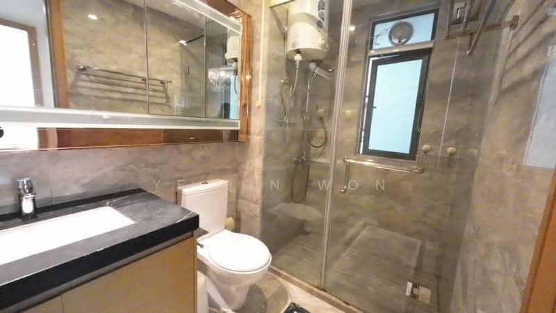 Service Residence for Rent at R&F Princess Cove Phase 1 - Ye Qin Won - Bathroom - PropertyGuru.com.my