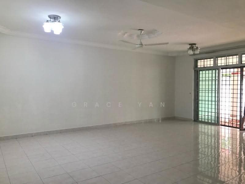 2-storey Terraced House for Sale in Taman Desa Tebrau (Tebrau) - Grace Yan - Living Room - PropertyGuru.com.my