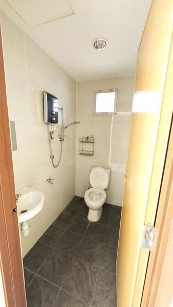 Rumah Berkembar untuk Dijual di Jalan Klang Lama (Old Klang Road) (Kuala Lumpur) - Ben Mok - Bathroom - PropertyGuru.com.my