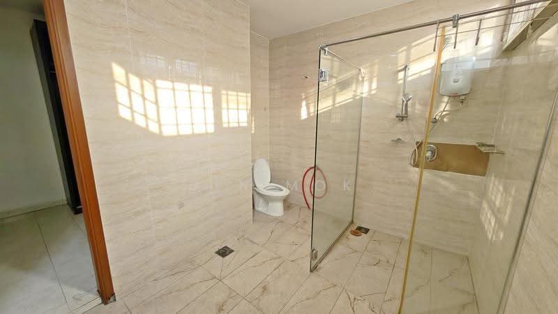 Rumah Berkembar untuk Dijual di Jalan Klang Lama (Old Klang Road) (Kuala Lumpur) - Ben Mok - Bathroom - PropertyGuru.com.my